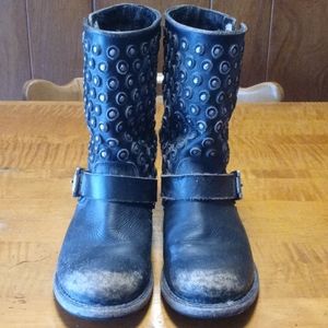 Frye boots new without box